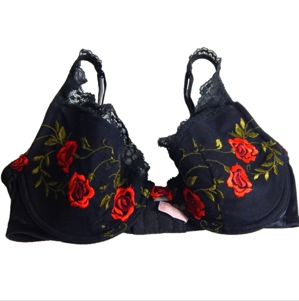 Victoria's Secret Y2K Embroidered Plunge Braโ